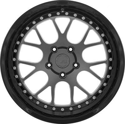 안출된 JWL TUV VIA MLE72 BMW X6M BC는 2PC 구성을 움직입니다