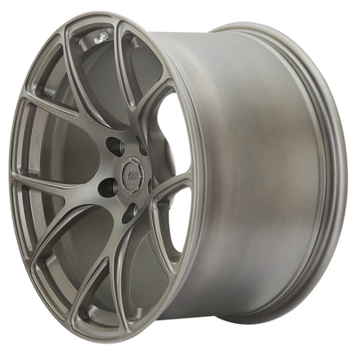 BC는 RZ05 아우디 RS5 19 인치 휠 OEM 모노블록 구성을 만들었습니다