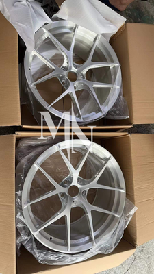 BBS FI R 바퀴 닦은 은 판매 GT3 M2 사용자 지정 가조 반지