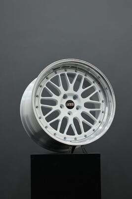 Toyota A90 A91 GR Supra용 BBS LM 글로스 화이트